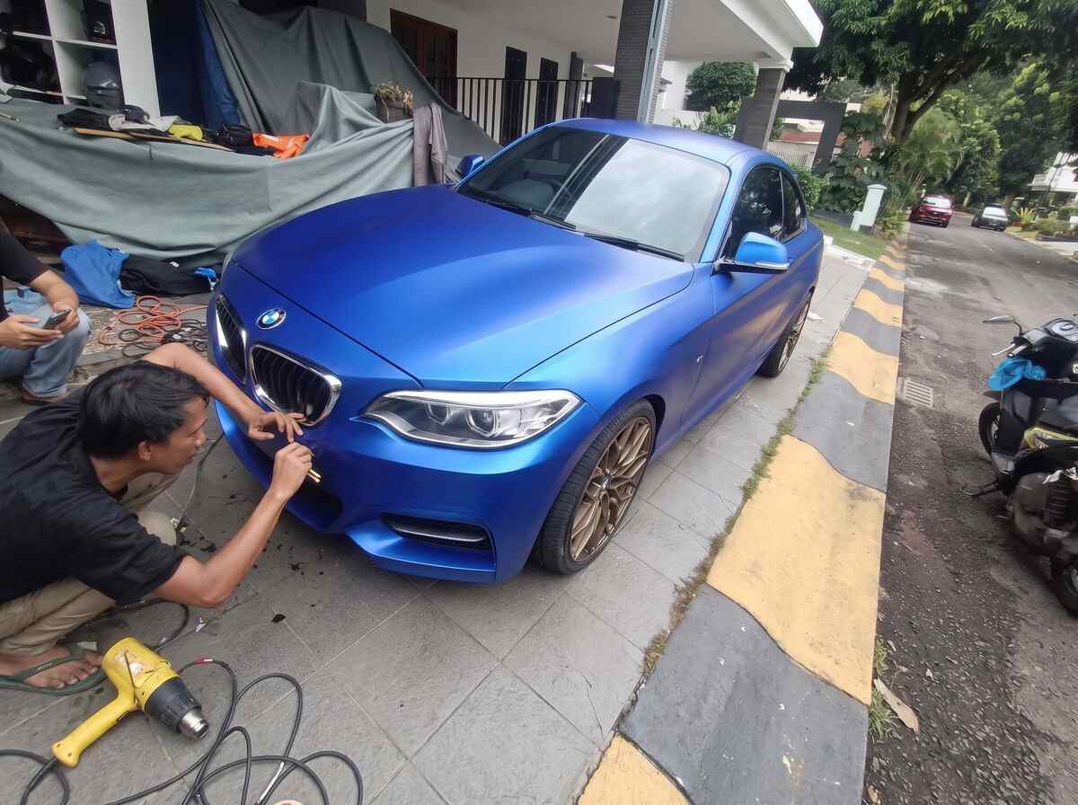 Proses Pasang PPF dan Wrapping Sticker